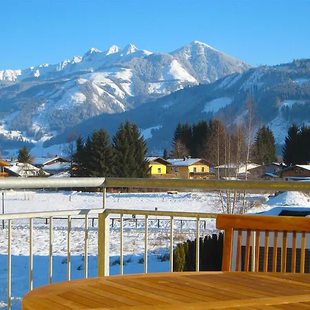 Leon - By Alpen * Zell am See