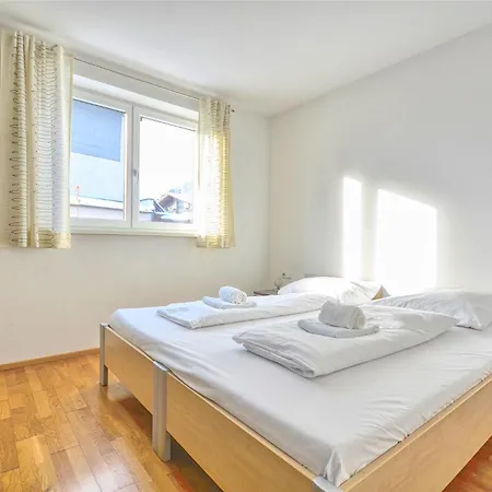 Leon - By Alpen شقة زيل أم سي