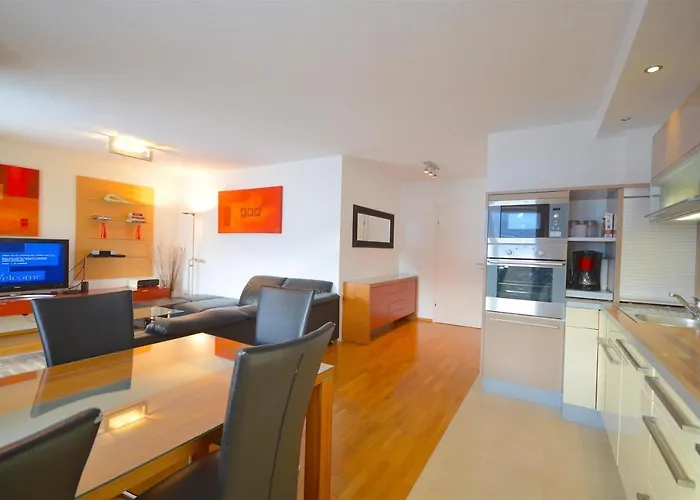 Apartment Leon - By Alpen *