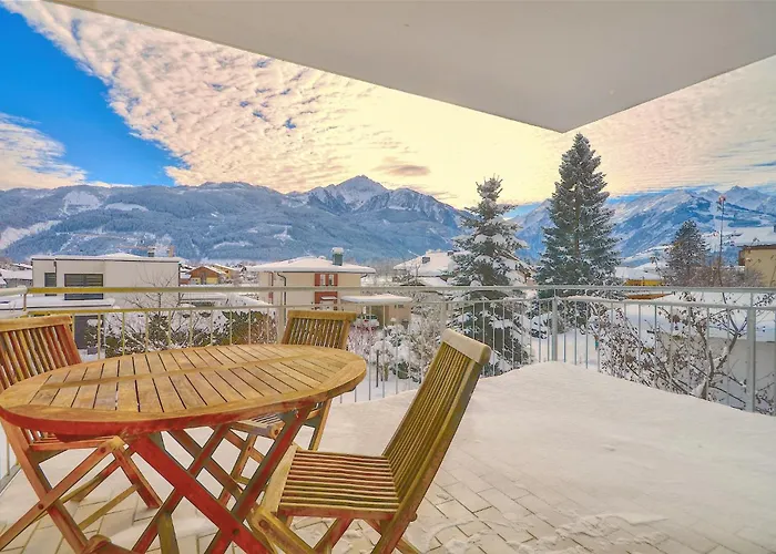 Leon - By Alpen Apartment